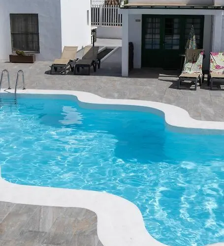 Casa Turquesa, Shared Pool Puerto del Carmen (Lanzarote)